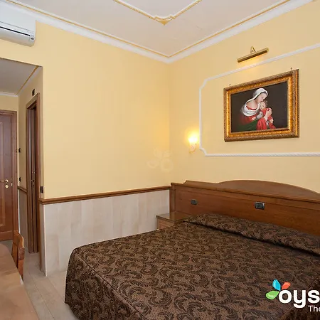 Marco Polo מלון 3*