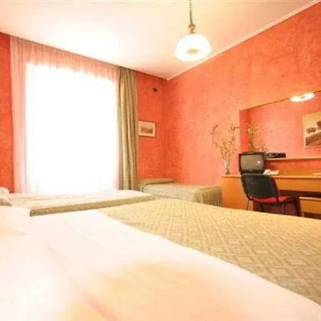 Marco Polo 3* רומא